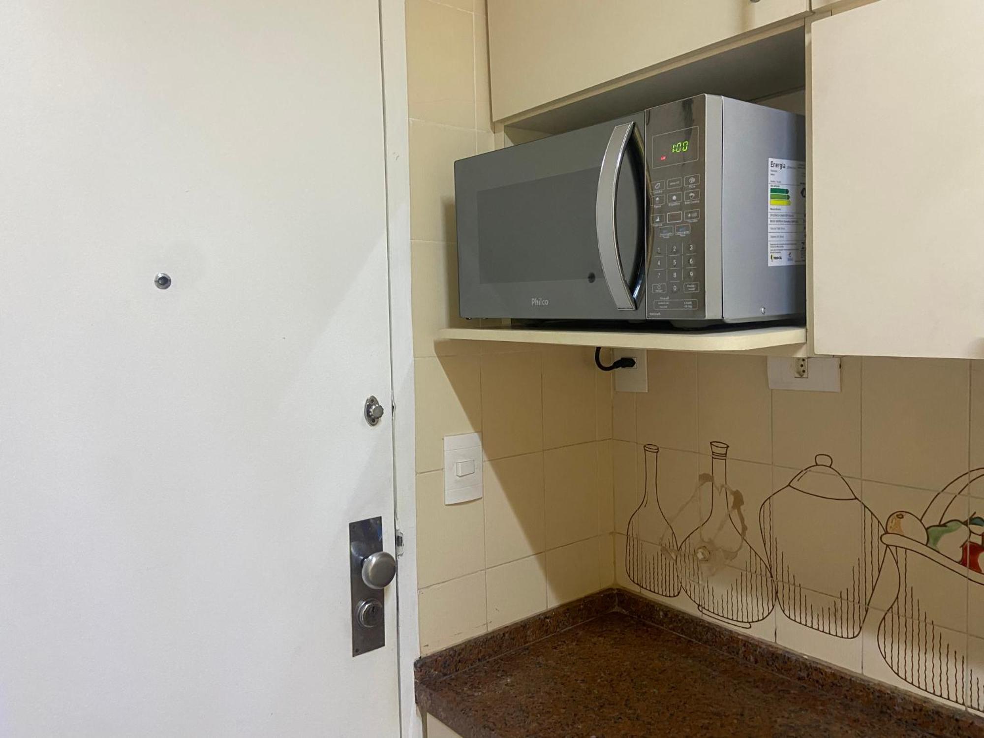 Apartamento Completo Na Praia De Copacabana 02 Quartos Com Vista Lateral Mar Em Andar Alto, Ar, Wifi , Netflix, Pauloangerami Rmvc18 Rio de Janeiro Exterior foto