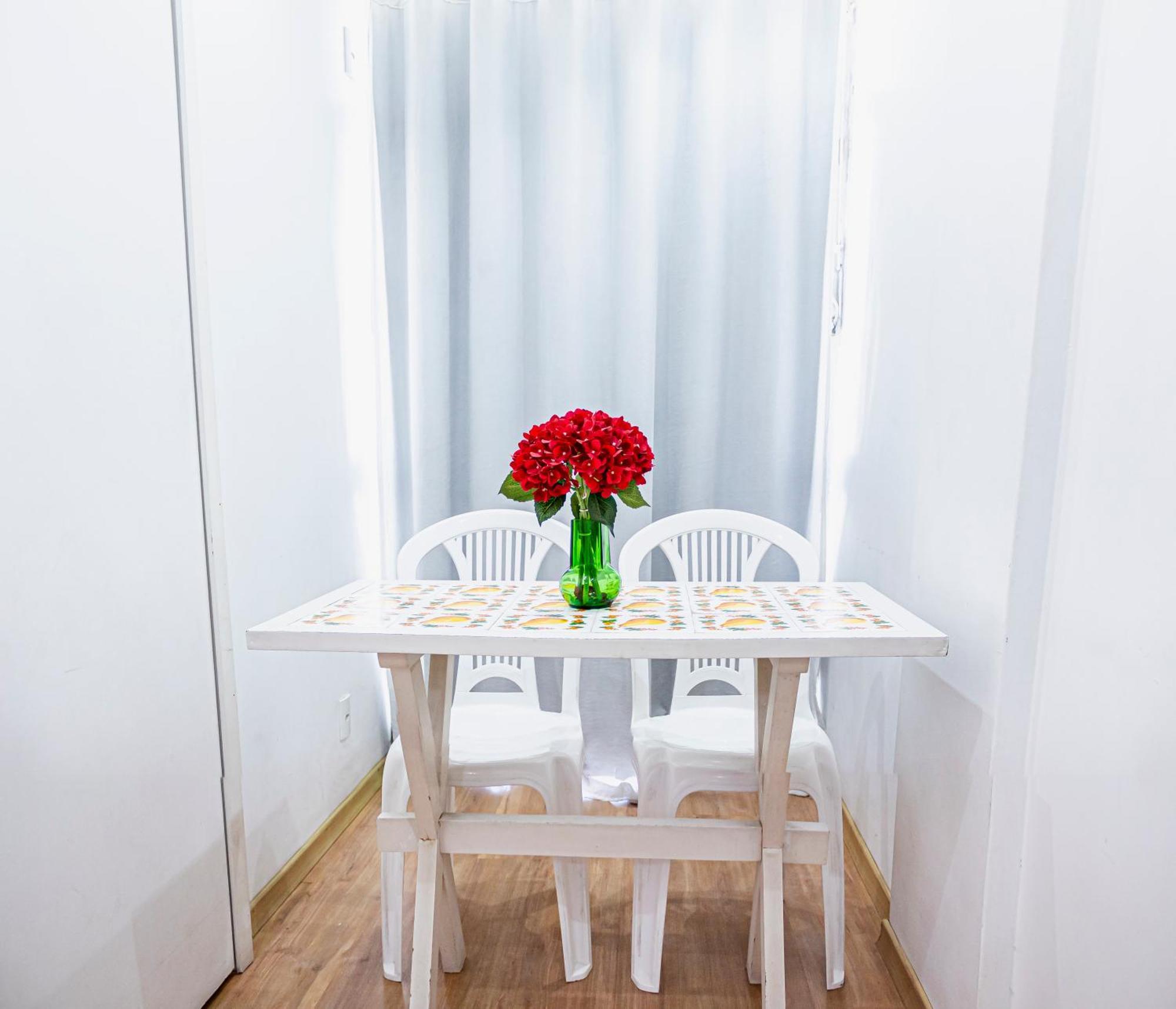 Apartamento Completo Na Praia De Copacabana 02 Quartos Com Vista Lateral Mar Em Andar Alto, Ar, Wifi , Netflix, Pauloangerami Rmvc18 Rio de Janeiro Exterior foto